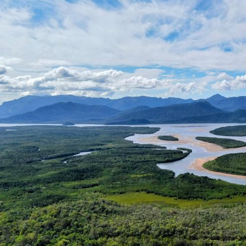 Hinchinbrook Island National Park, Australia — photograph 1