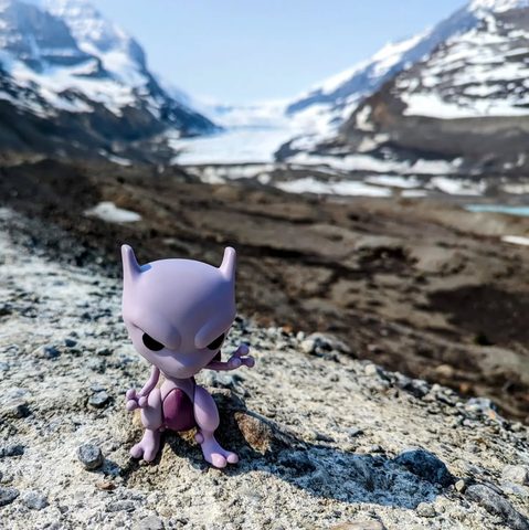 Mewtwo figurine at Parc national Jasper, Canada
