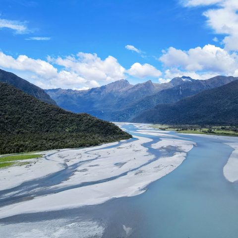 Mount Aspiring National Park, New Zealand — photograph 1